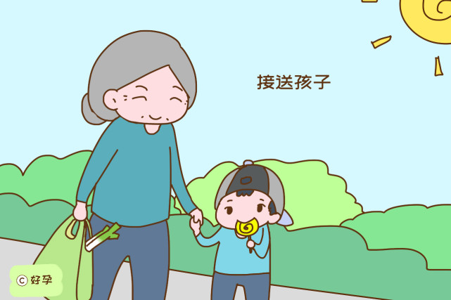 "不就接送一下孩子"的老人,一整天在忙什么?真相让年轻人反思