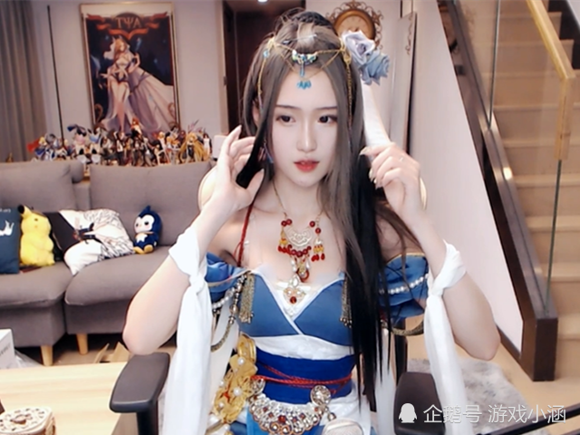 腐团儿cos明月心,古装风美出天际,高贵女神气质