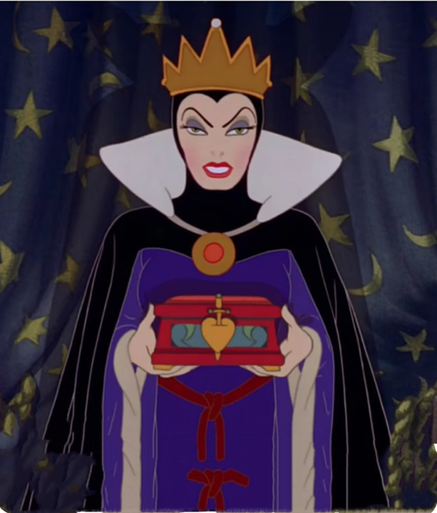 里面有一个经典的反派角色,就是白雪公主的后妈,也就是恶毒皇后,她有