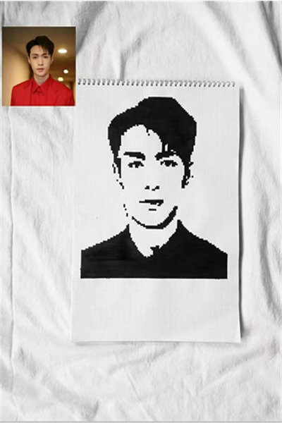 美术生格子本上画明星一博肖战ok却被艺兴的下巴逗笑