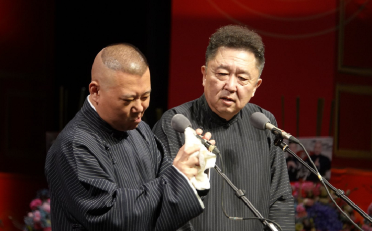 张云雷,区区一个新生代相声演员,为何他的名气比明星