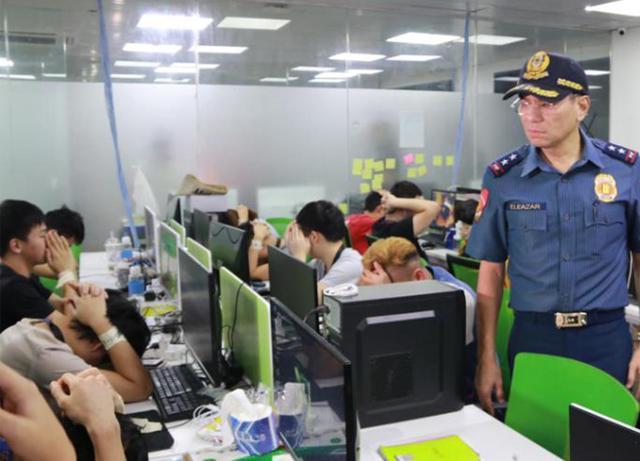 菲律宾遣返前的拘留期_菲律宾海警抓扣11名中国渔民 称将提起诉讼_菲律宾将遣返4万名中国公民