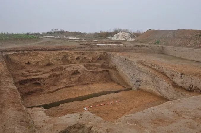 徐阳墓地 周代古墓葬,位于伊川县鸣皋镇徐阳村