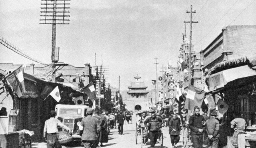 1937年日占后的绥远归化城街景