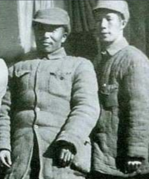 八路军这个团的团长和副团长,55年两个人授予了上将军衔,他们是谁?