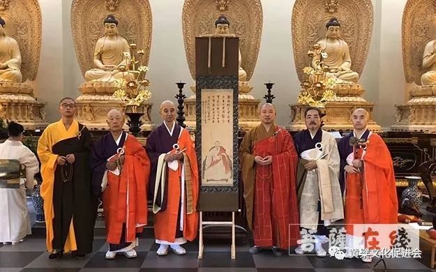 日本黄檗宗及煎茶道一行参访厦门虎溪岩寺