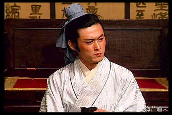 此人乃清朝名人,亦如曹植般有才,被世人称为"岭南第一才子"