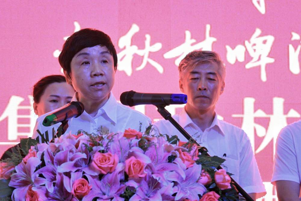 百年秋林困境:两位董事长失踪,借贷3亿逾期,4处房产被