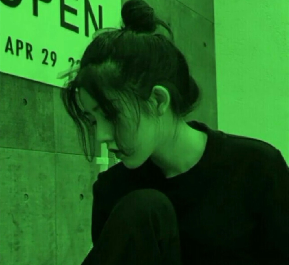 原宿风·微丧·伤感头像:有一种悲伤,是你的名字停留在我的过往!