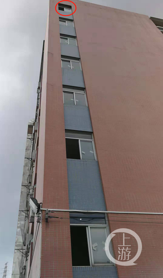 广州大四男生之死：身体多处刀痕，跳楼动机成谜（组图） - 3