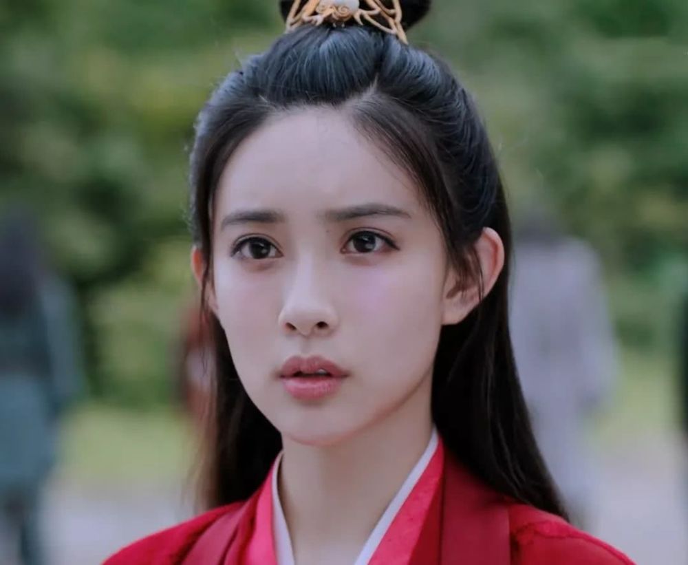 《中国机长》逆袭成票房黑马!孟子义增加话题热度,李现贡献最大