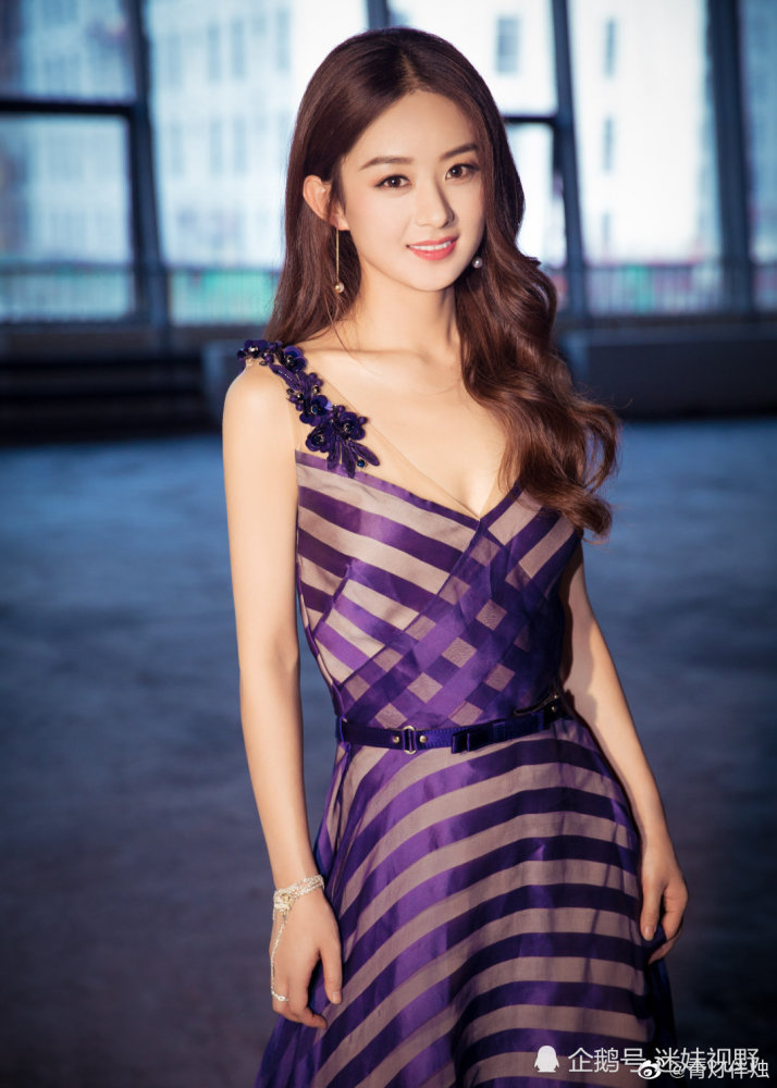 赵丽颖32岁生日晒美照,打扮甜美,冯绍峰却不在现场