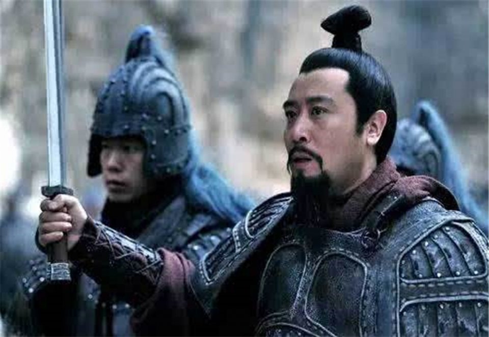 刘备在三国的武力值如何?低于公孙瓒和李典,远高于这3位