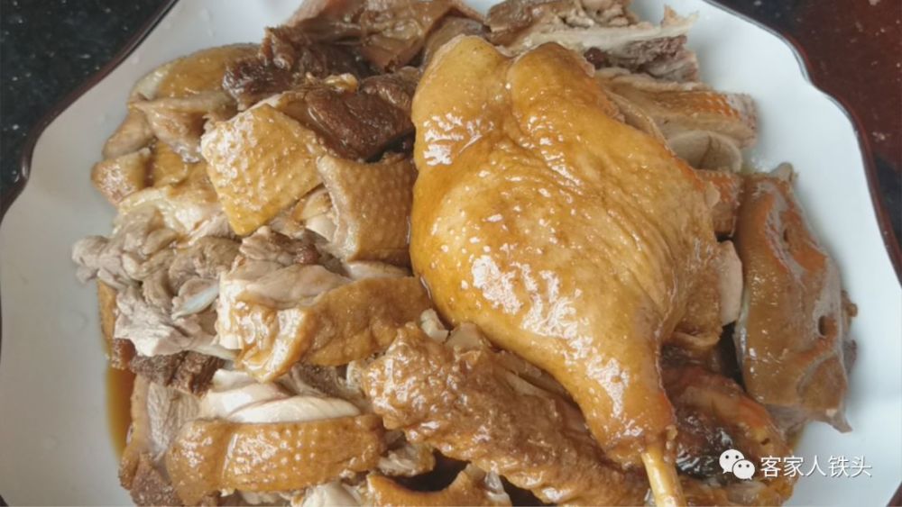半只鸭,学会客家人这样做,吃着特过瘾,出锅比饭店大厨做的好吃
