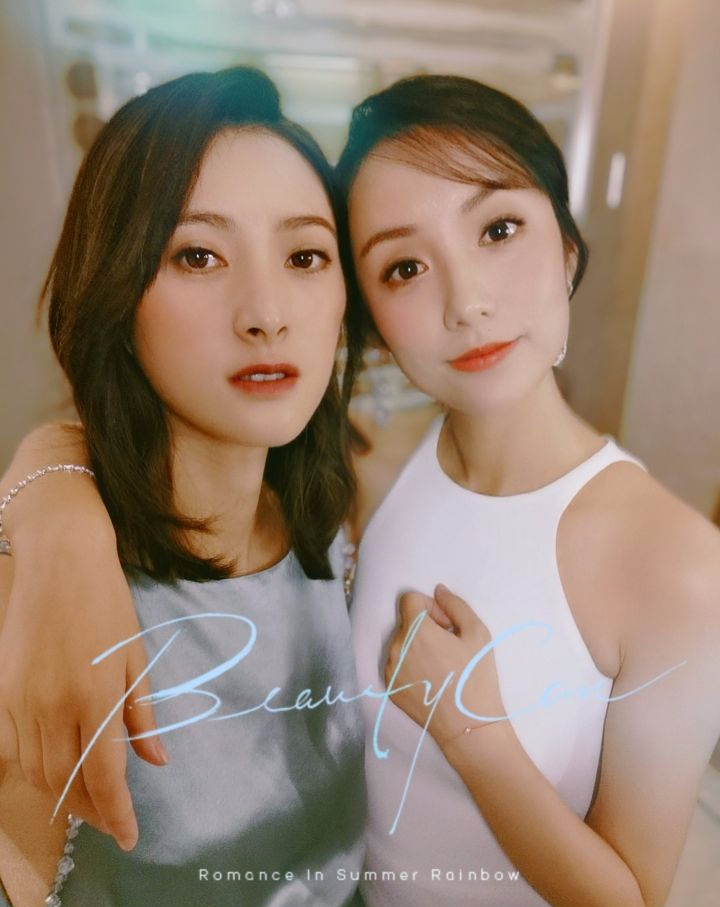 三个女人各有特点,看了这么多合照,你觉得闺蜜三人谁最具特色呢?