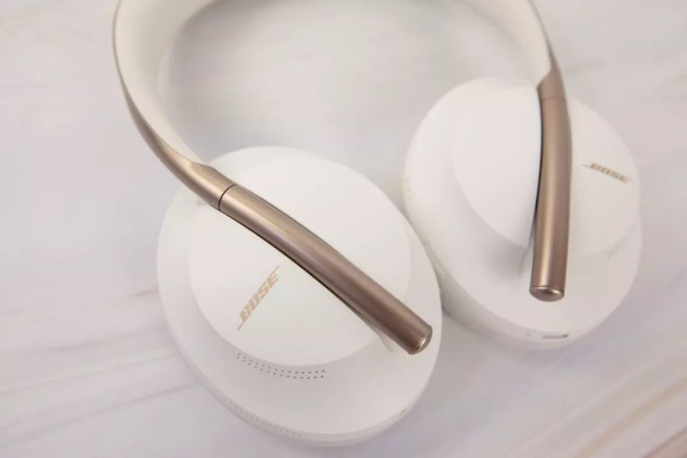 全球限量!bose 700推出岩白金配色,小姐姐的最爱