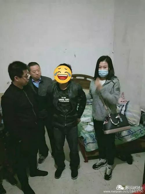 戳泪点!铜川女警雨天蹲点抓捕逃犯 工作完才去医院为父亲尽孝