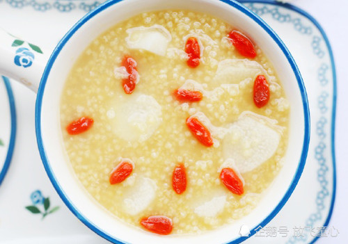 宝宝营养早餐食谱小米山药粥的做法