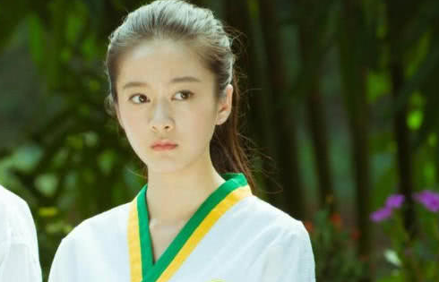 有种整容叫旋风少女的李恩秀,如今留着短发,美到让人尖叫!