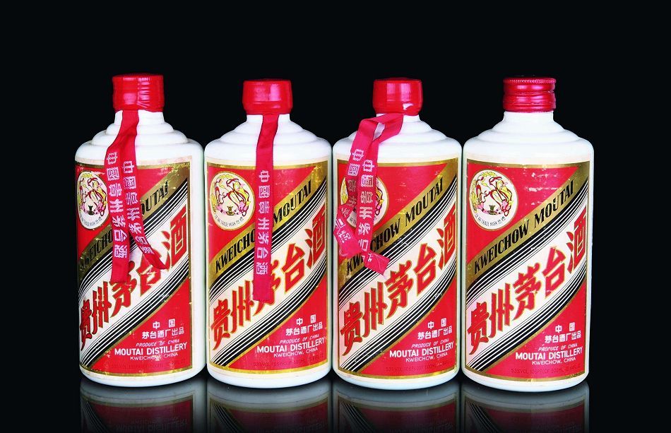 贵州经济总量对比茅台_贵州经济增长对比图(3)