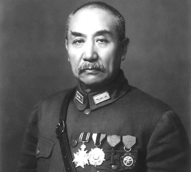 阎锡山为何可以长期执掌,第二战区司令官的位子,他是