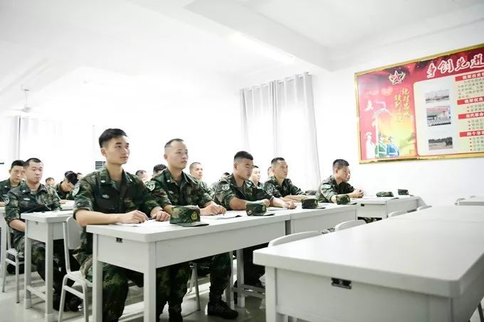 有召必回!火箭军某部召回27名预备役人员组织返岗淬火