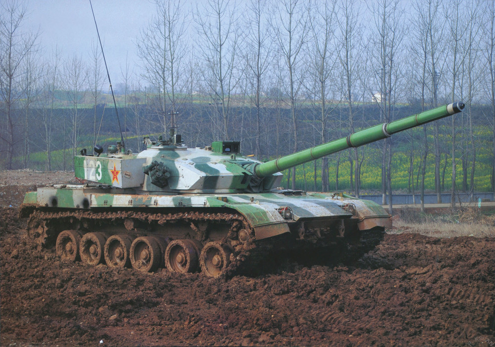 我国主战坦克有99式又有96式,说说我国的96式和96a/b式主战坦克