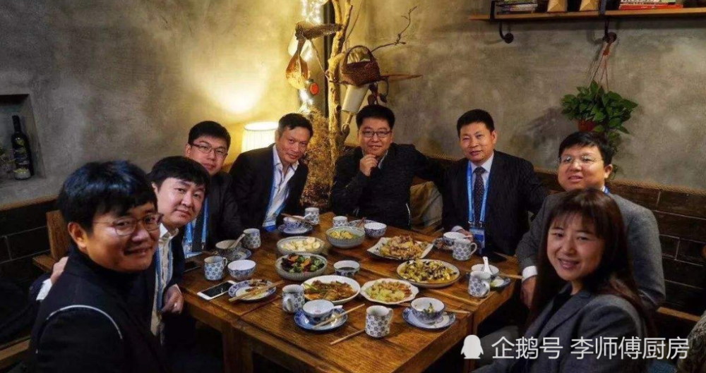 互联网大佬的下半场丁磊饭局为何换了喝法网友时代变了