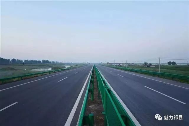 过境祁县的国道208线一级公路建设情况,许多信息都在这里面透露了