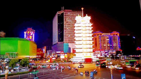 揭秘城市“夜经济”：二七广场入围全国十大“夜间CBD”