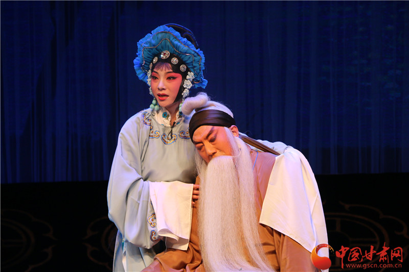 陇剧如此好看"春绿陇原"文艺展演《枫洛池》受到青少年喜欢