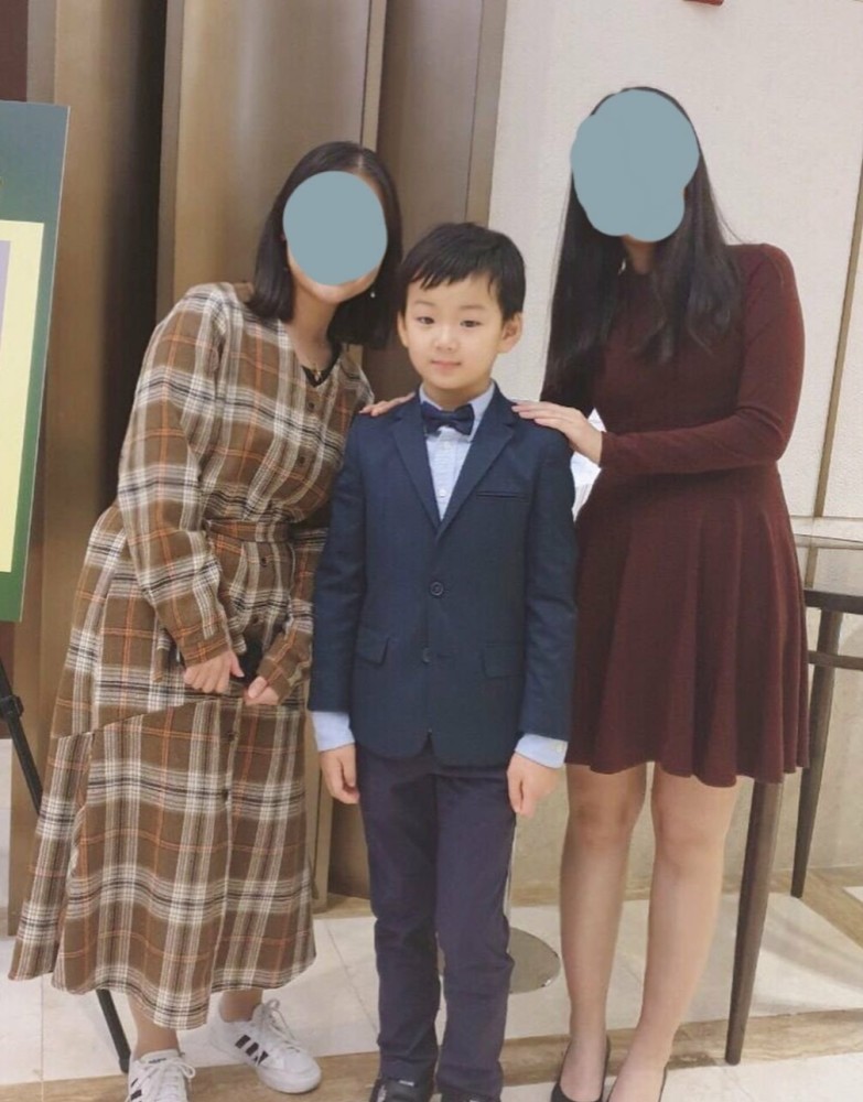 宋民国近照曝光,可爱的表情包小王子长大了