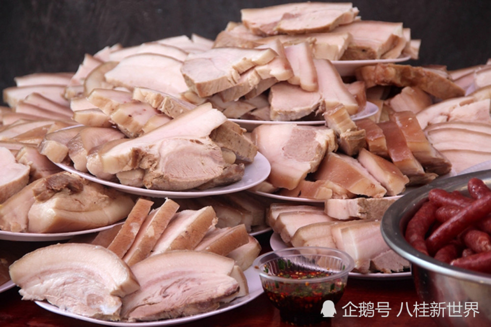 广西农村宴席常见菜肴白切鸡白切鸭白切香猪白切狗肉