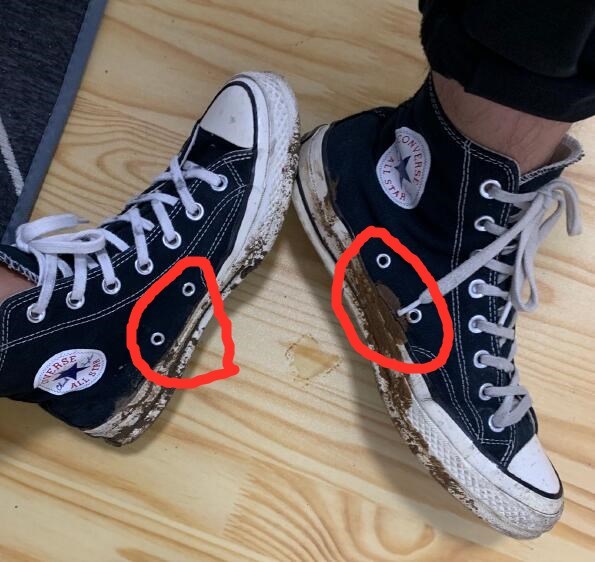 匡威鞋侧面为什么有两个孔?穿了十几年才知道,原来还有大作用!