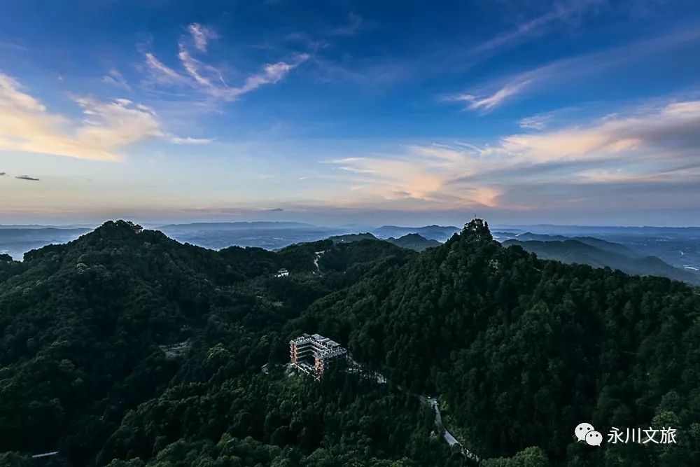 致敬英雄,重庆永川石笋山景区向全国医护人员免费开放!