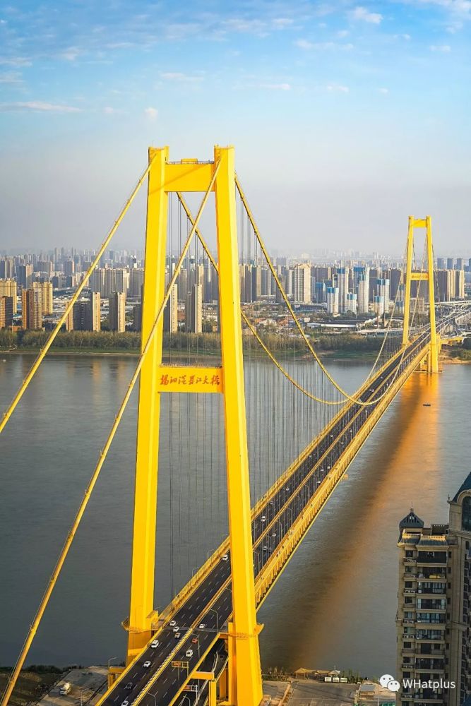 杨泗港长江大桥,世界上跨度最长的双层公路悬索桥 图源:whatplus