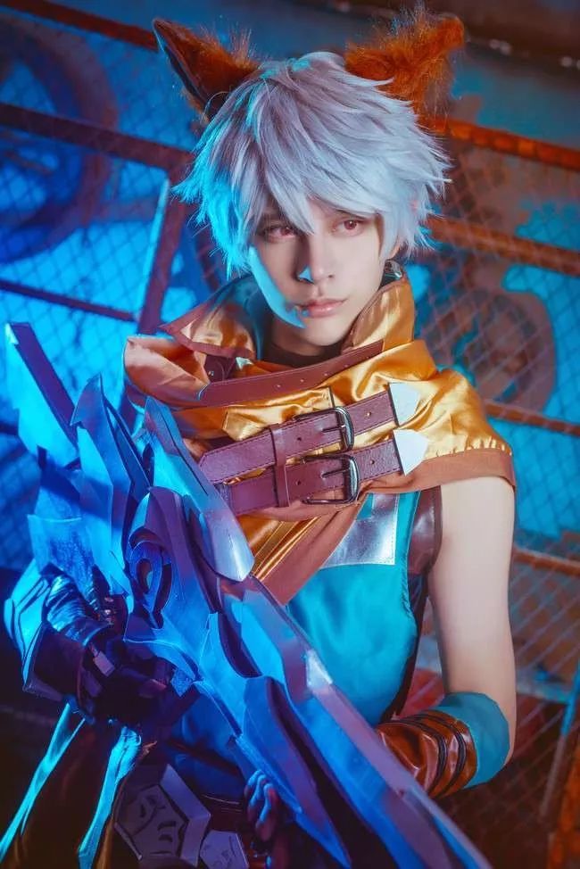 王者荣耀cosplay:百里守约的犀利眼神,令人想种草