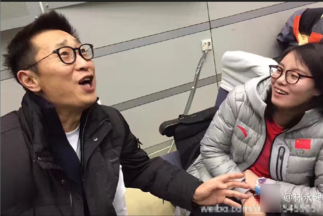 林永健晒和傅园慧合照， 疑为春晚彩排 (组图)