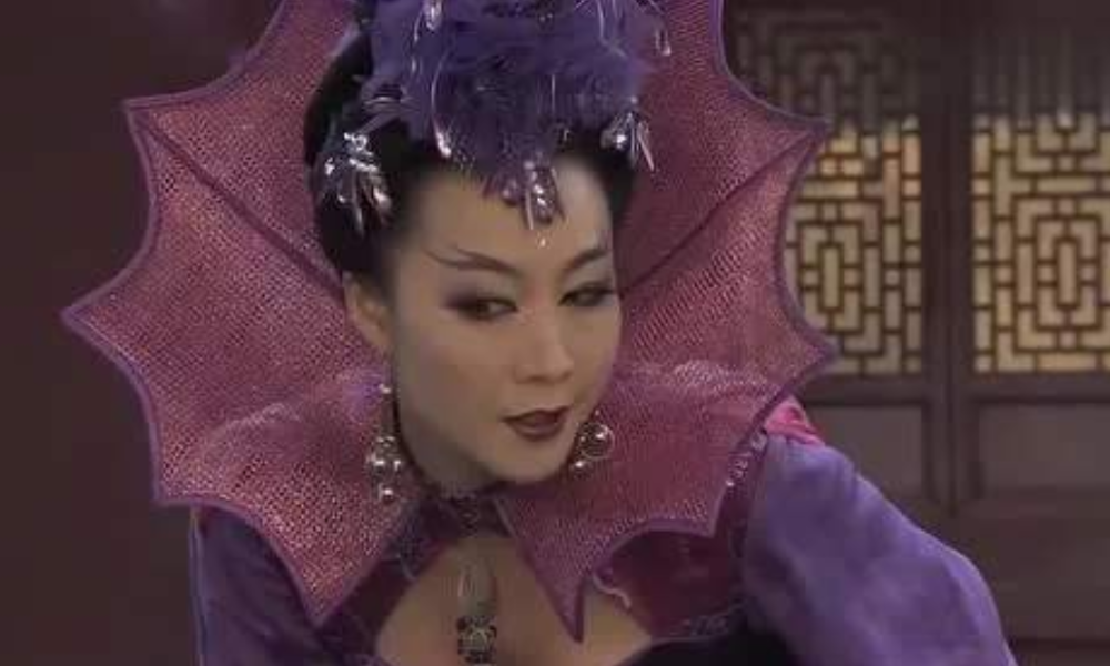 有谁记得活佛济公里的蜥蜴精卸掉浓妆后网友恋爱了