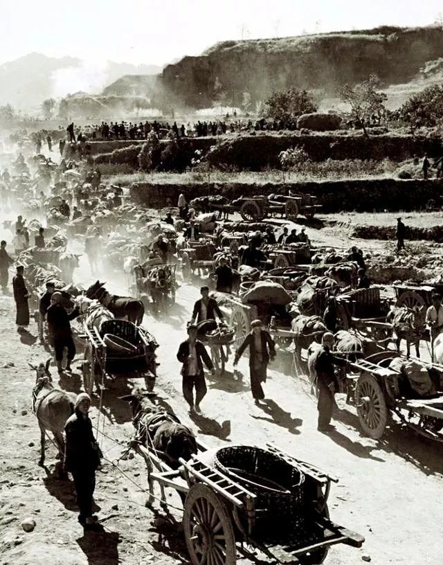 50年代的钢铁工人各个充满干劲,图十最威武!