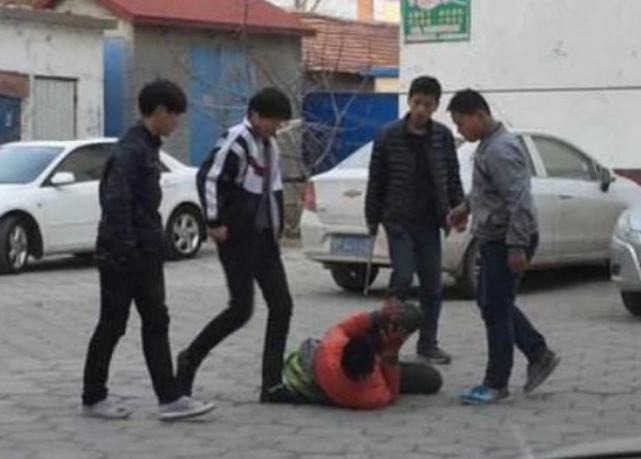 初中生打架为何"浑身颤抖"?是因为"怂"吗?这3原因贼