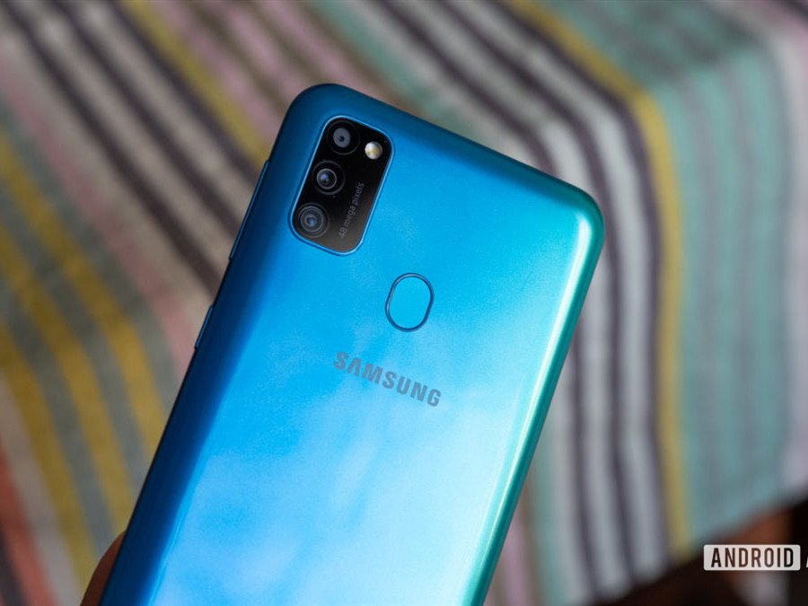 三星m30s,exynos9611处理器 6千毫安电池,续航时间2天!
