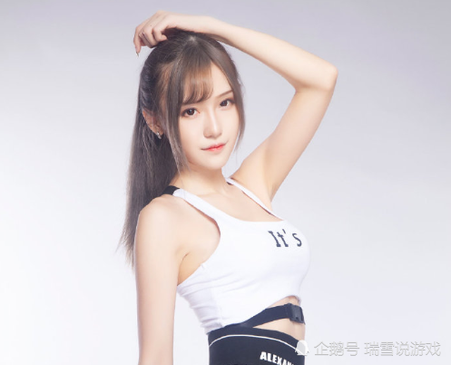 腐团儿晒新作品,完全驾驭了不同风格,运动风和休闲风各有魅力