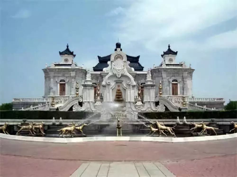 但是又有一个 令人振奋的好消息 那就是圆明园遗失的珍宝 很多都已经