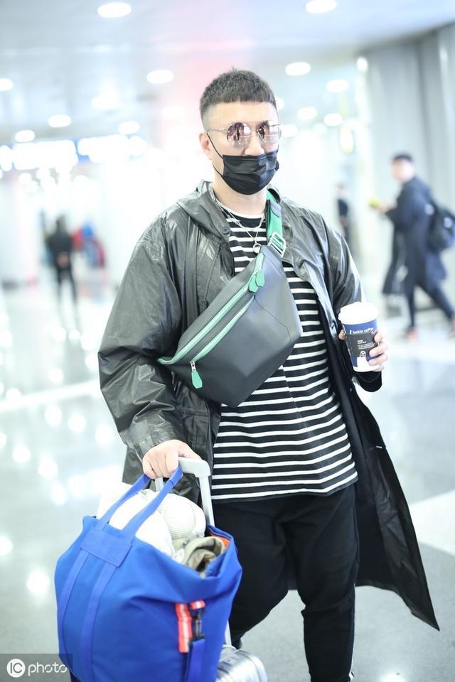 孙红雷风衣_扫黑风暴孙红雷风衣(2)