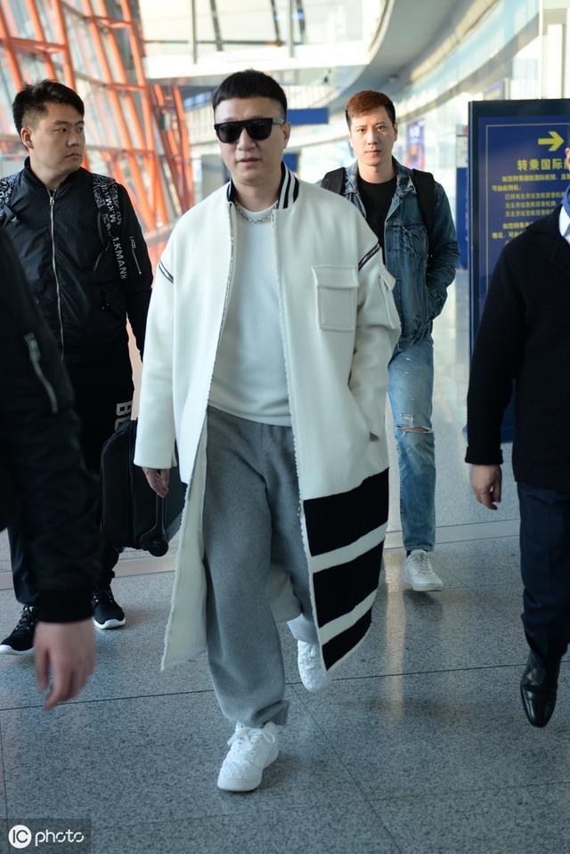 孙红雷风衣_扫黑风暴孙红雷风衣(2)