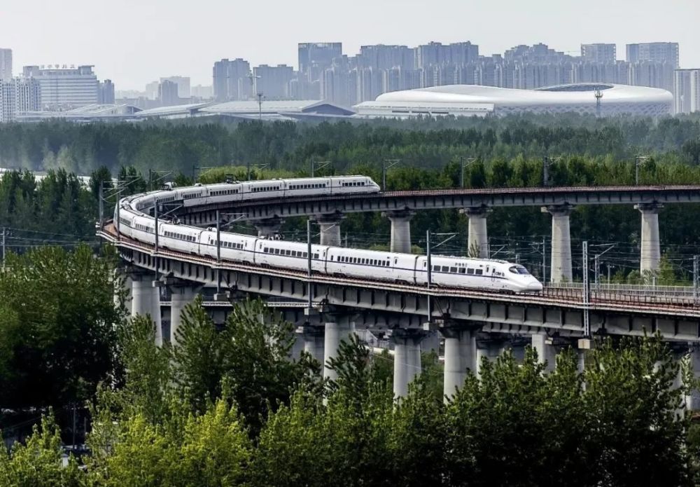 根据远期线网规划,徐州地铁由11条线路组成,包括中心城区7条轨道普线