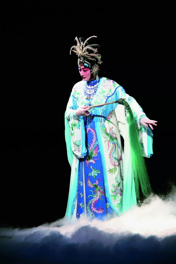 2008年,京剧表演艺术家梅葆玖先生在国家大剧院演出《大唐贵妃》