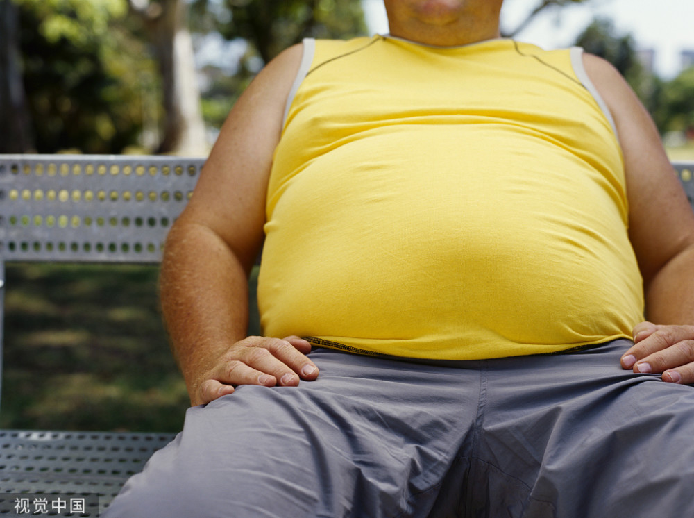 但是大肚子并不是什么好事,数据显示,腰围增加一英寸患癌症的风险也