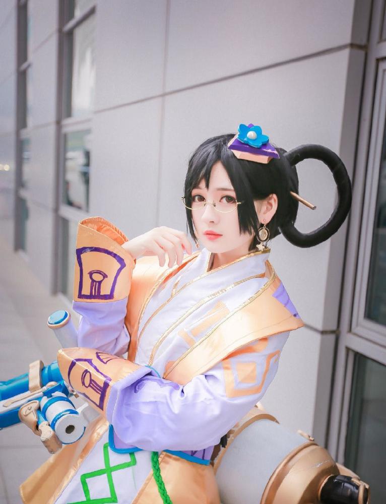 守望先锋cosplay:小美 超可爱的小美